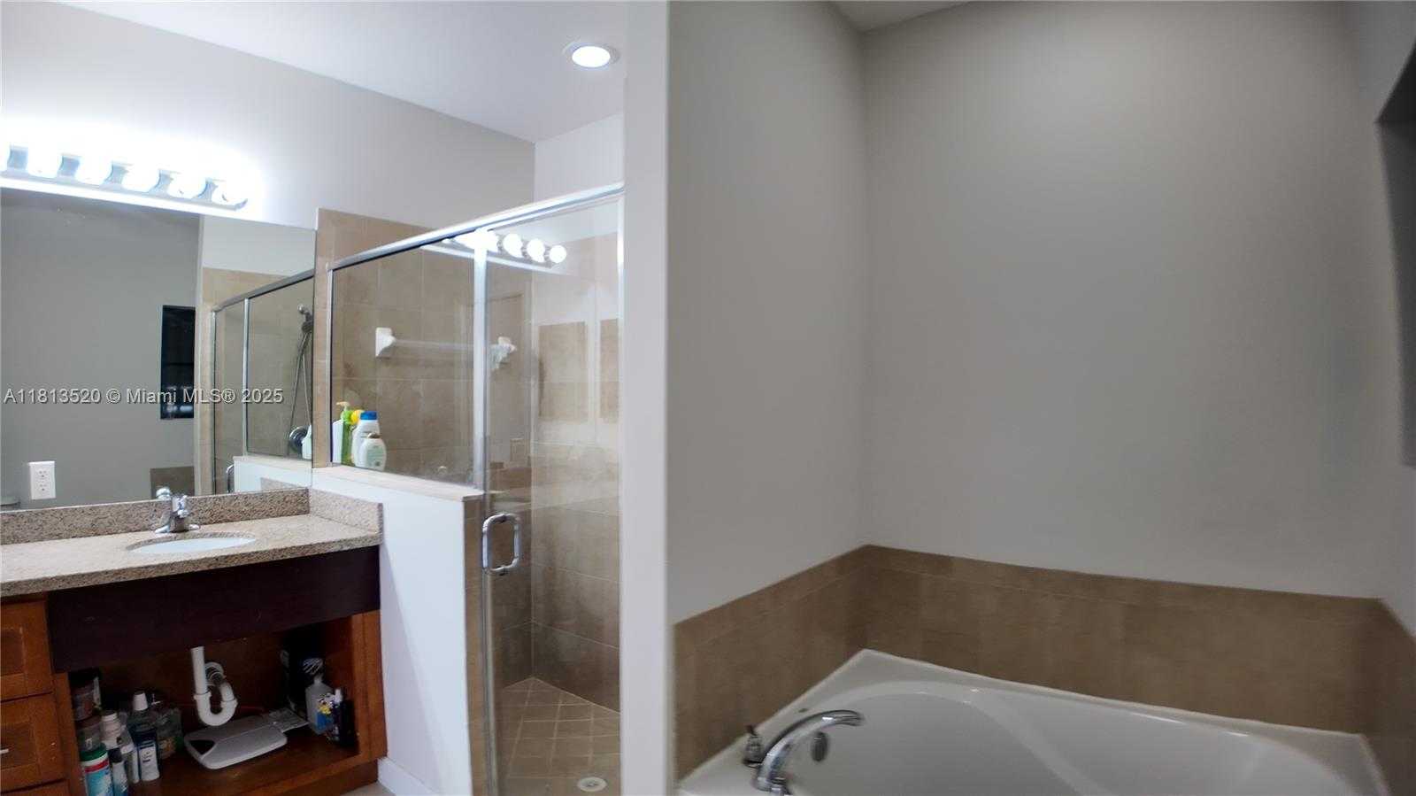 Small Image of 27109 SOUTH WEST 133RD CT, Homestead Number 29