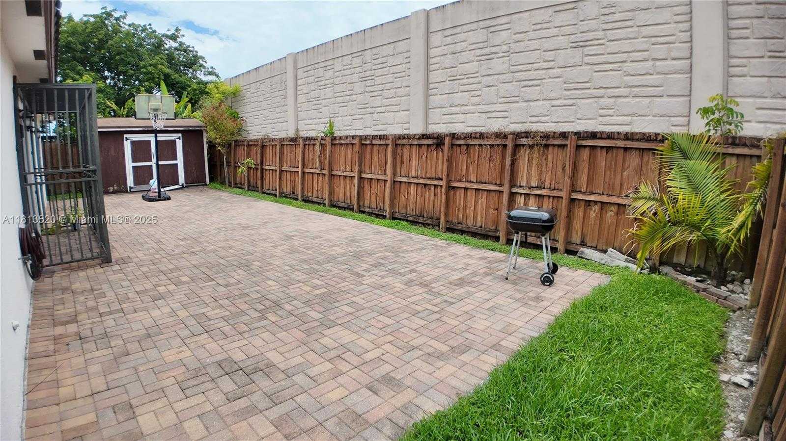 Small Image of 27109 SOUTH WEST 133RD CT, Homestead Number 37