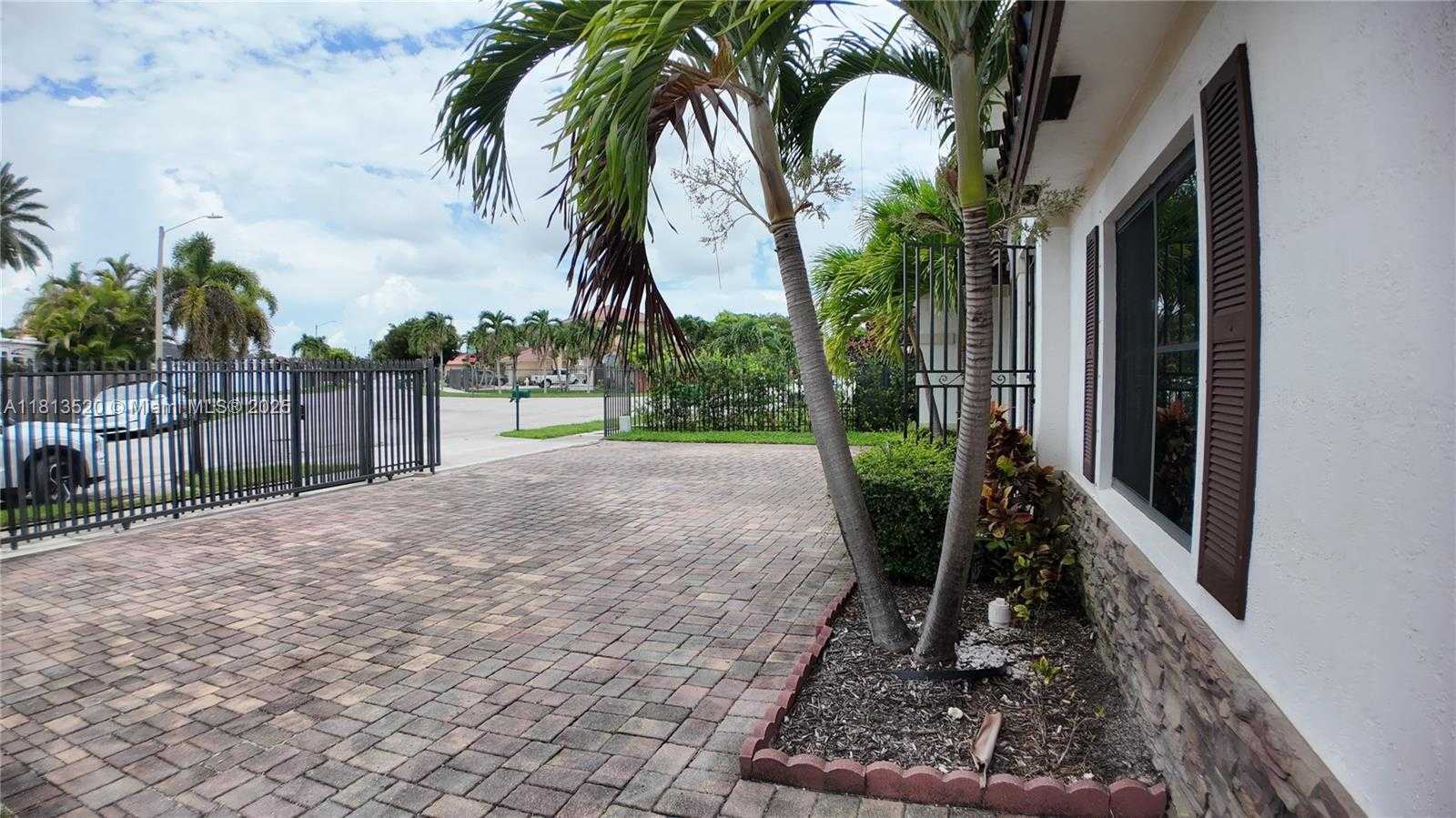 Small Image of 27109 SOUTH WEST 133RD CT, Homestead Number 53