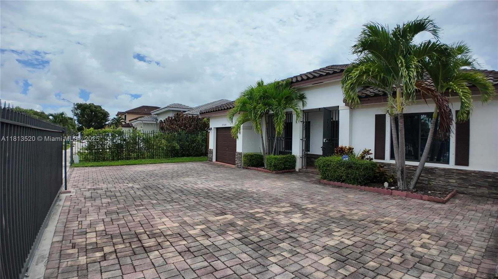 Small Image of 27109 SOUTH WEST 133RD CT, Homestead Number 56