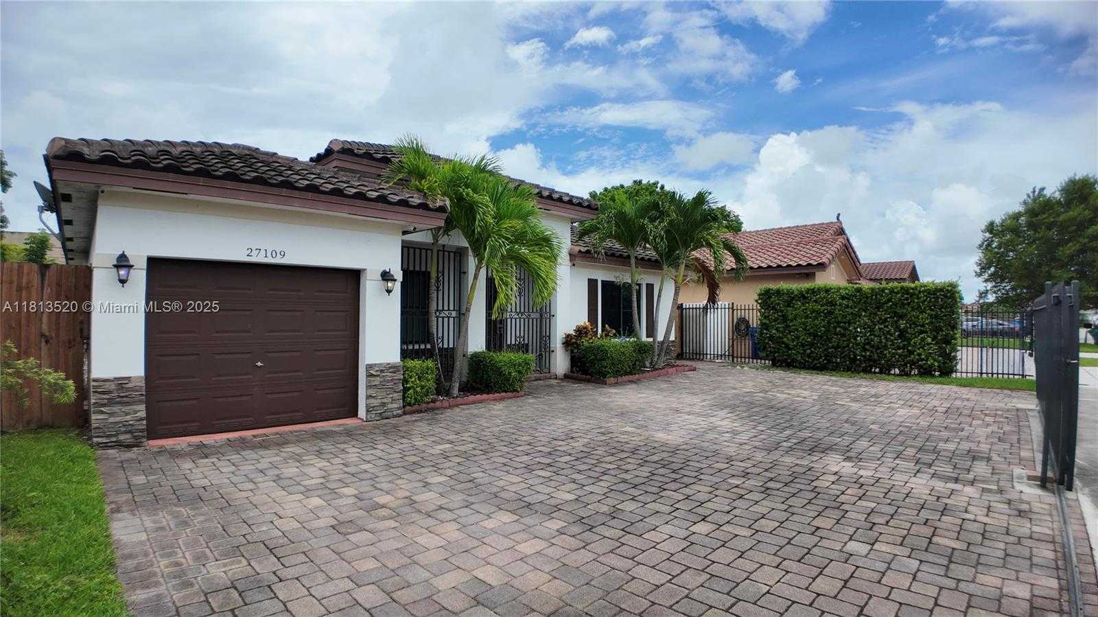Small Image of 27109 SOUTH WEST 133RD CT, Homestead Number 57