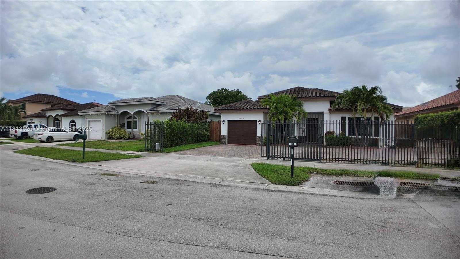 Small Image of 27109 SOUTH WEST 133RD CT, Homestead Number 60