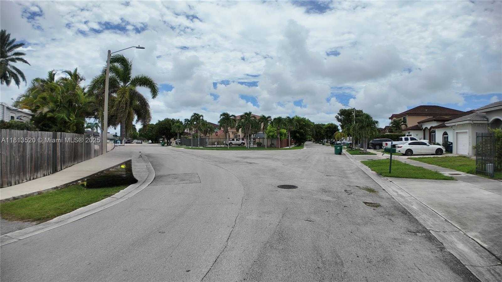 Small Image of 27109 SOUTH WEST 133RD CT, Homestead Number 61