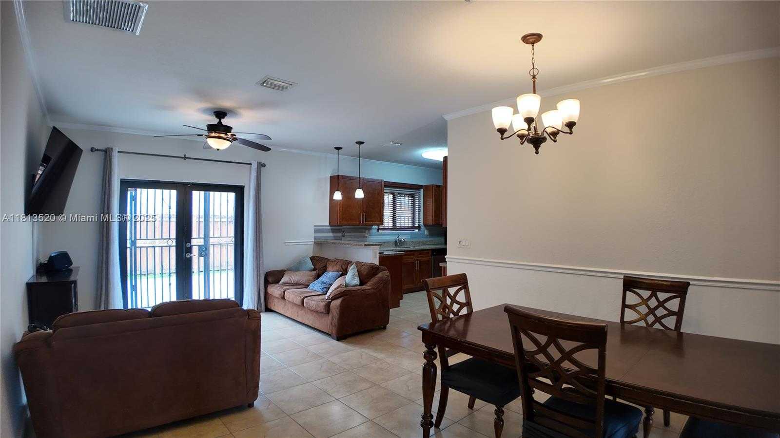 Small Image of 27109 SOUTH WEST 133RD CT, Homestead Number 9