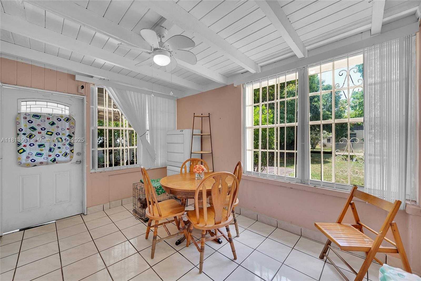 Small Image of 525 NORTH EAST 126TH ST, North Miami Number 21