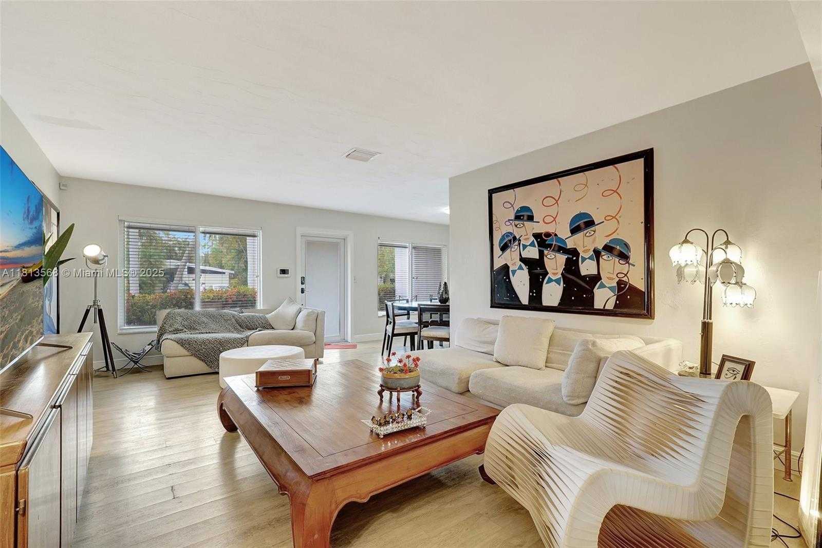 Small Image of 1319 BUCHANAN ST, Hollywood Number 17