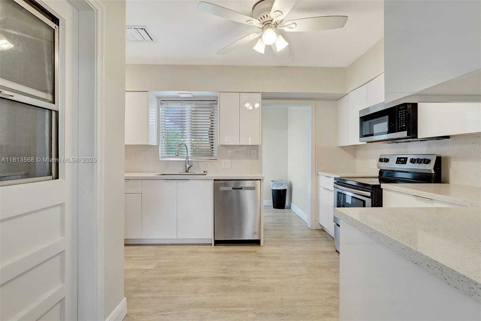 Small Image of 1319 BUCHANAN ST, Hollywood Number 22