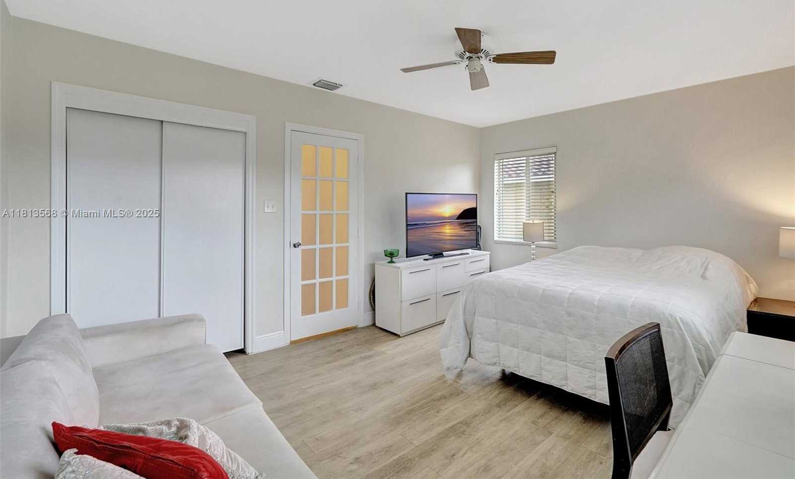 Small Image of 1319 BUCHANAN ST, Hollywood Number 36