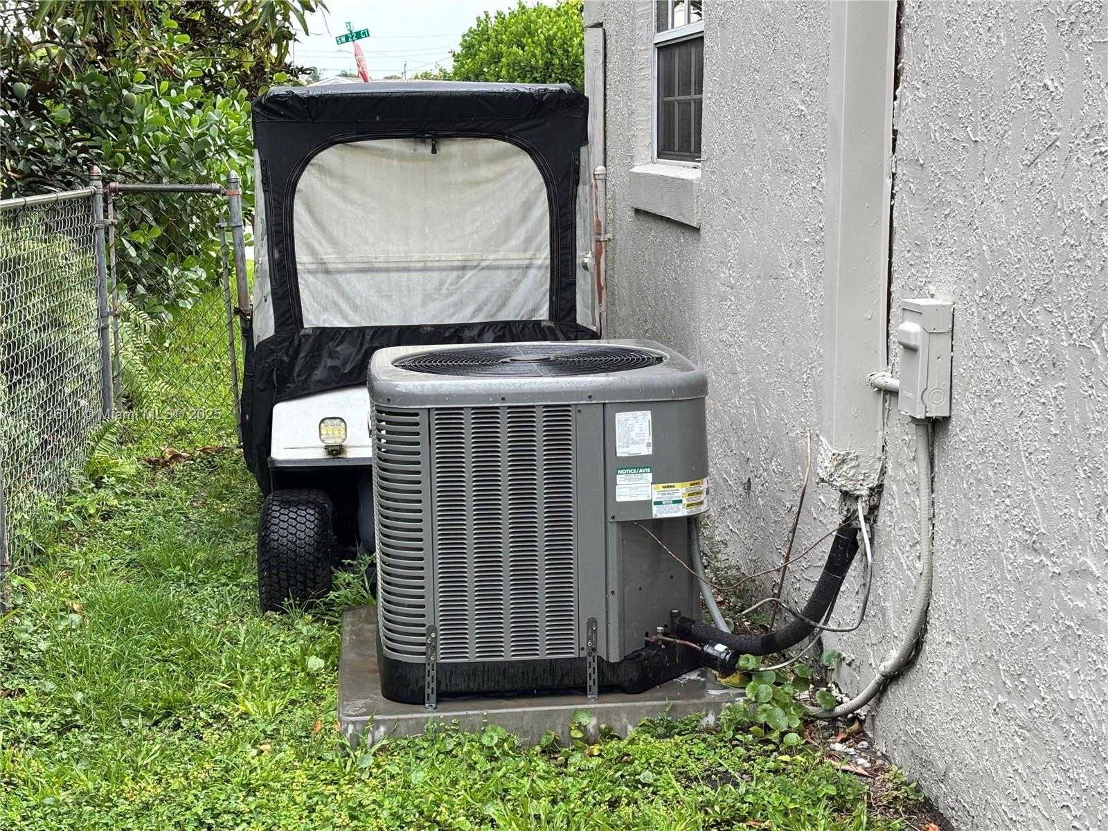 Small Image of 6907 SOUTH WEST 22ND CT, Miramar Number 13