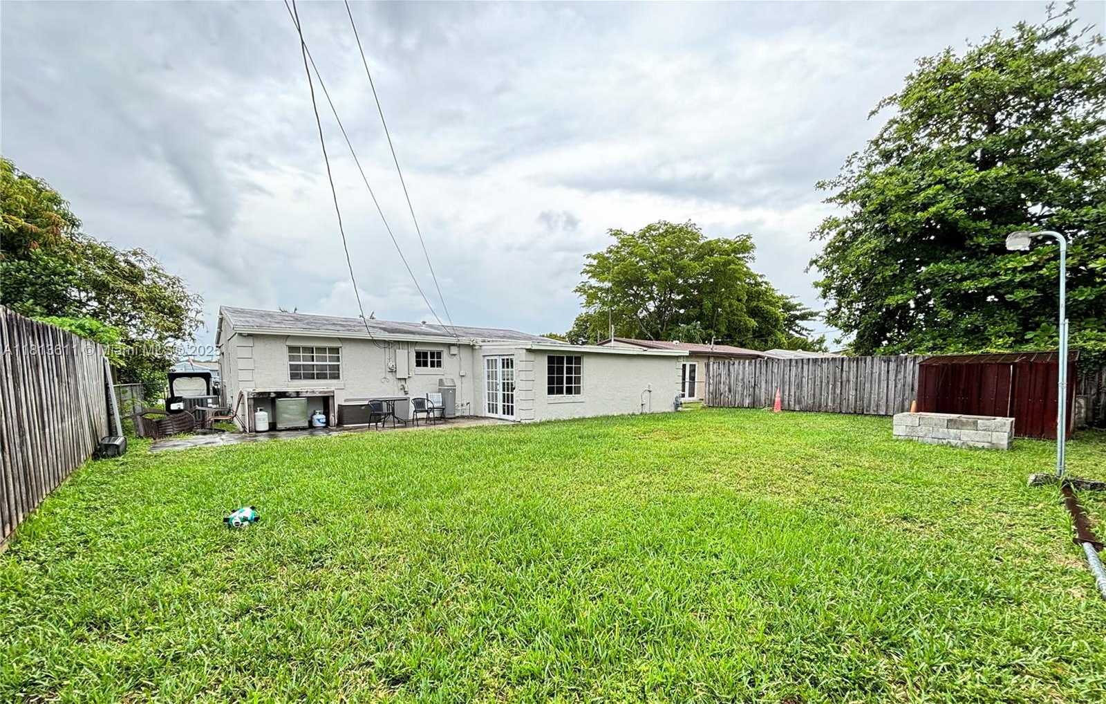 Small Image of 6907 SOUTH WEST 22ND CT, Miramar Number 15