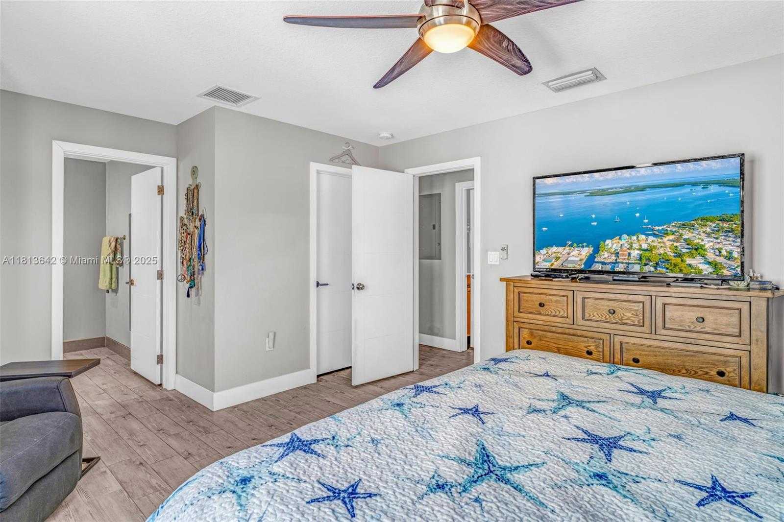 Small Image of 19 AVENUE D, Key Largo Number 23