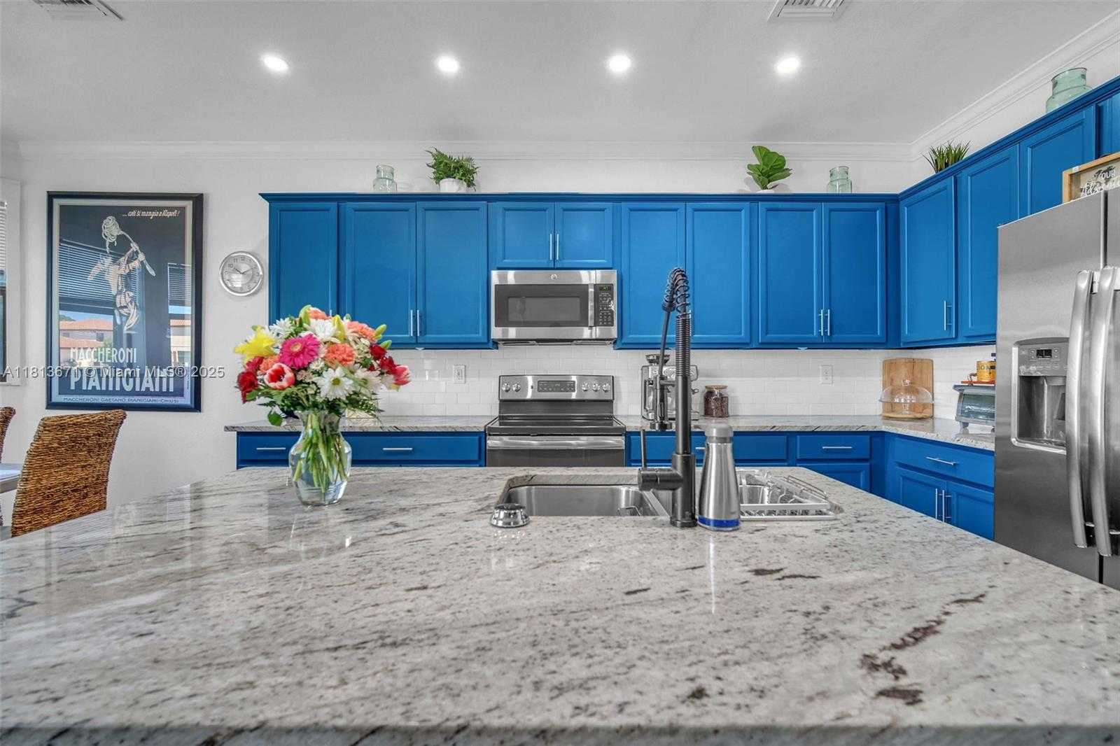 Small Image of 6015 NIGHT HERON CT, Green Acres Number 14
