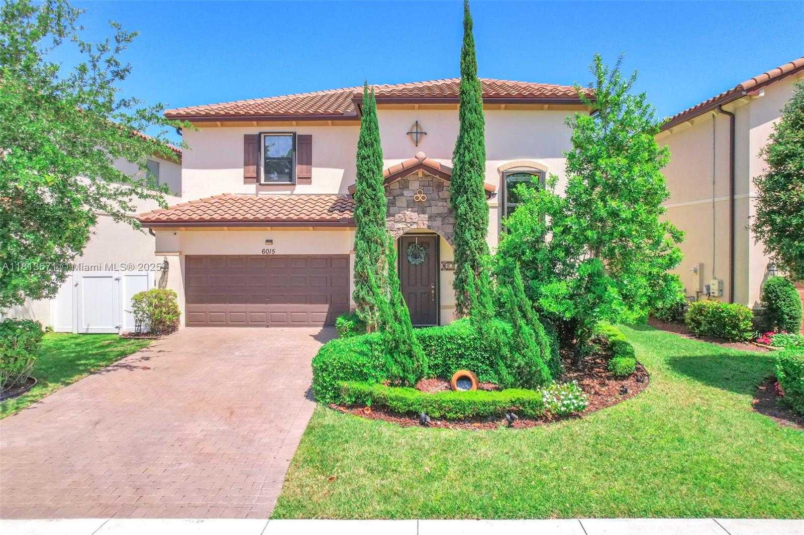 Small Image of 6015 NIGHT HERON CT, Green Acres Number 3