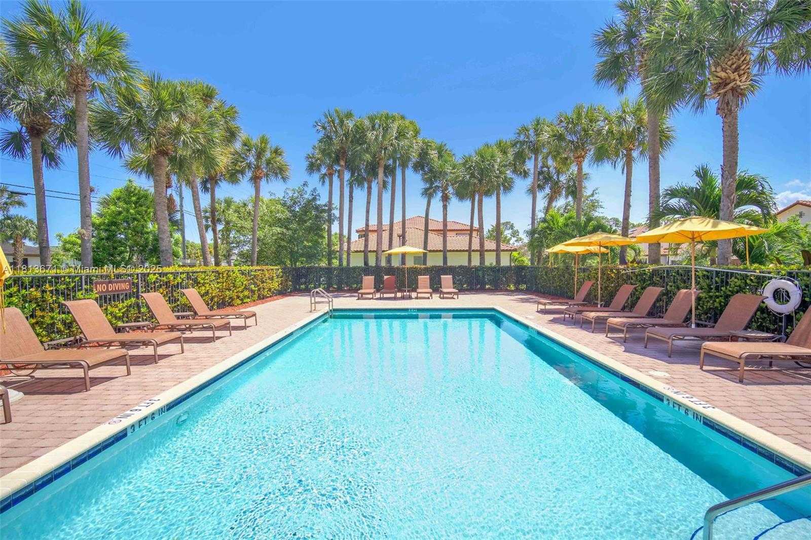 Small Image of 6015 NIGHT HERON CT, Green Acres Number 44