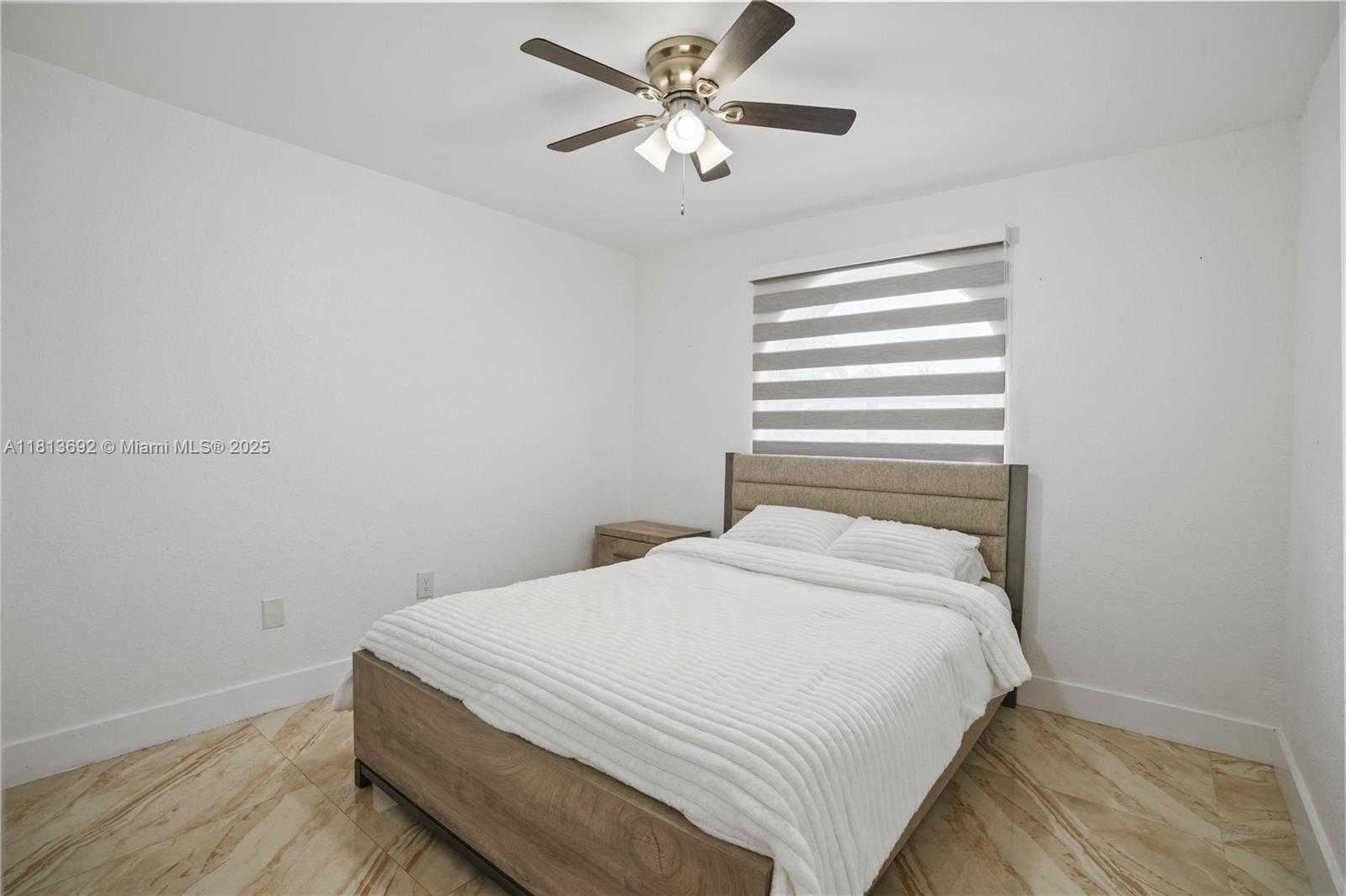 Small Image of 2627 WEST 69TH TER, Hialeah Number 15