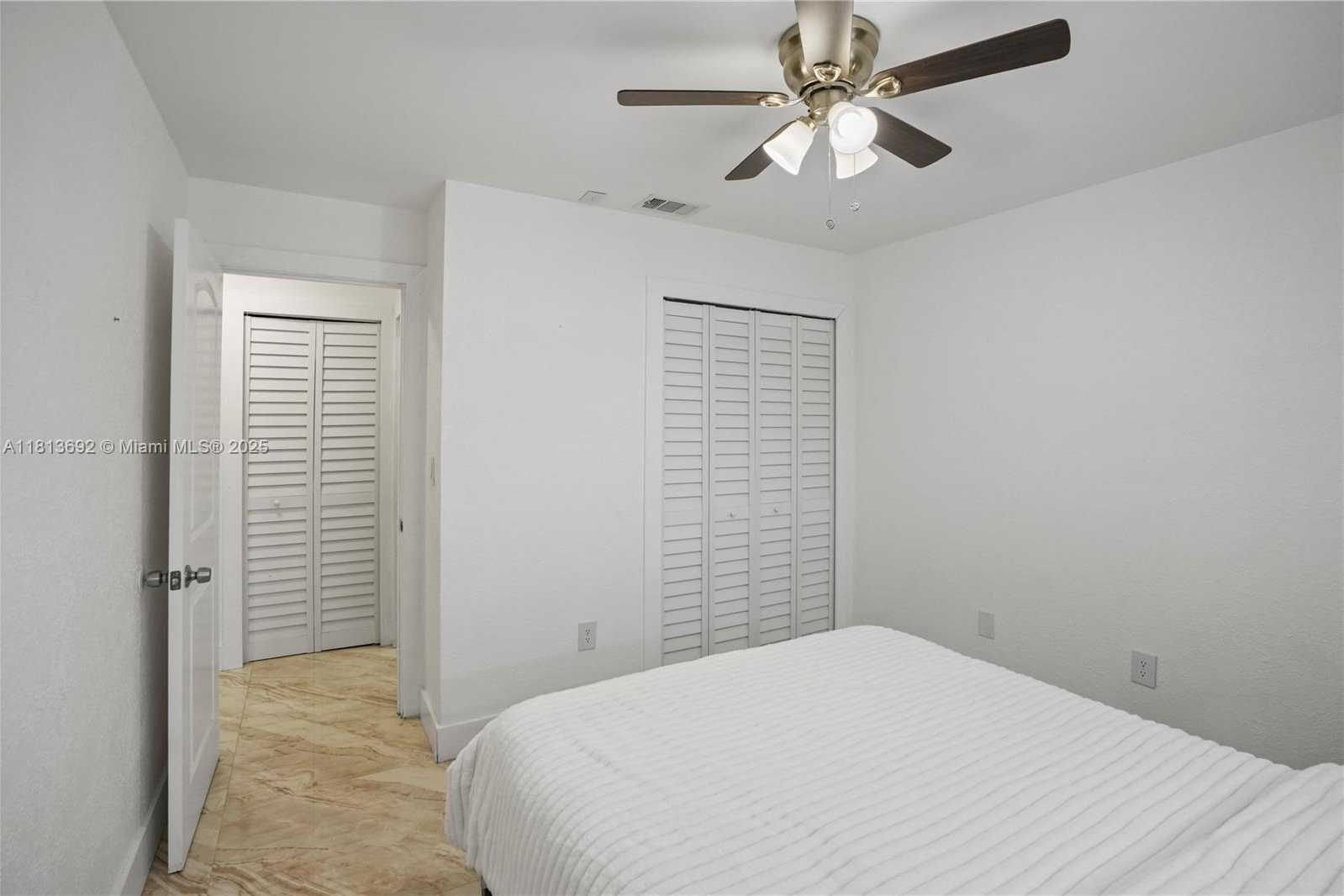 Small Image of 2627 WEST 69TH TER, Hialeah Number 16