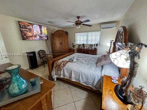 Small Image of 6250 WEST 6TH AVE, Hialeah Number 14