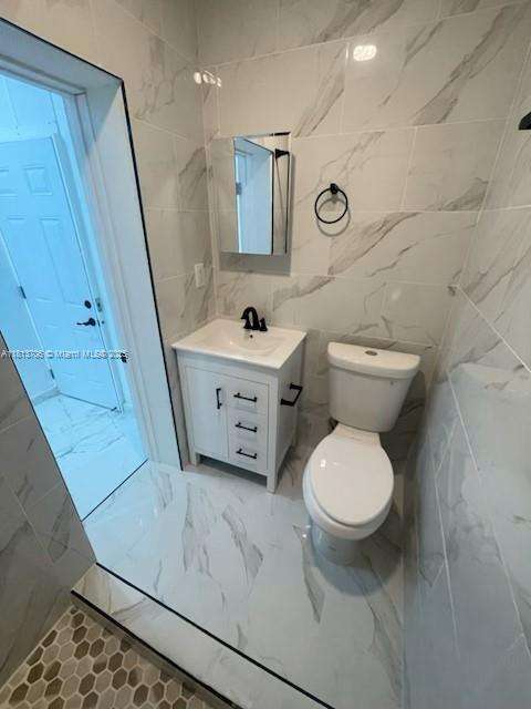 Small Image of 6250 WEST 6TH AVE, Hialeah Number 19