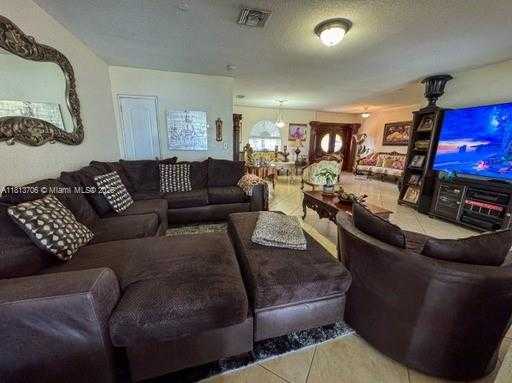 Small Image of 6250 WEST 6TH AVE, Hialeah Number 6