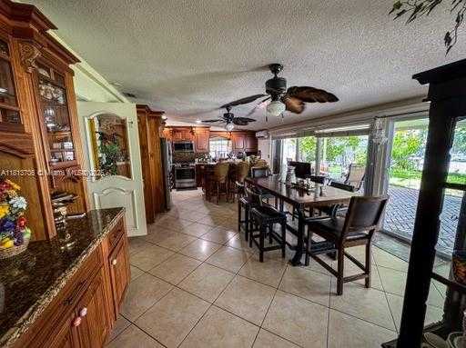 Small Image of 6250 WEST 6TH AVE, Hialeah Number 8