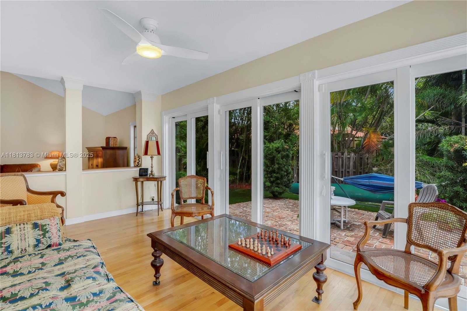 Small Image of 2845 GARDEN DR, Cooper City Number 11