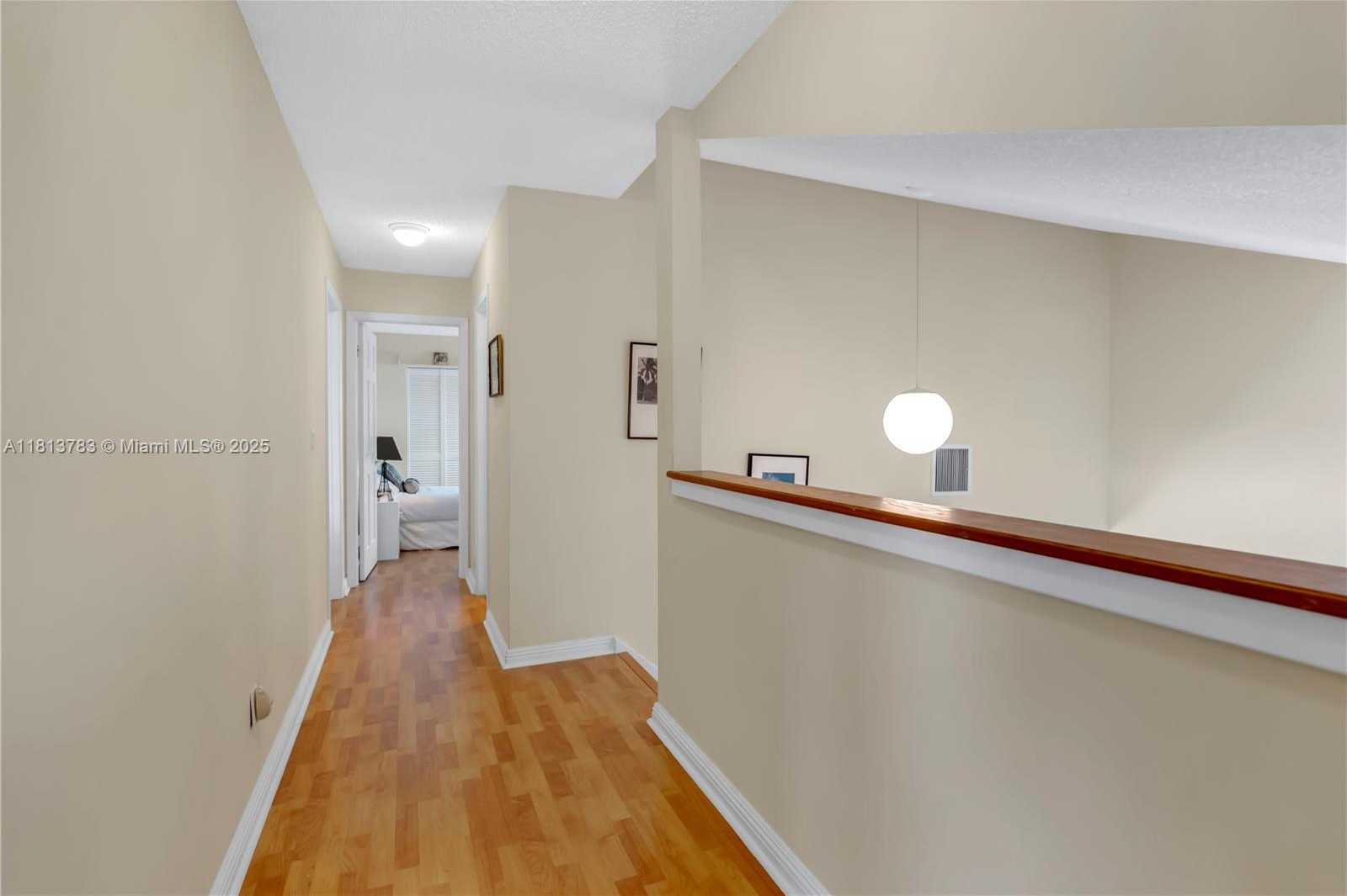 Small Image of 2845 GARDEN DR, Cooper City Number 35