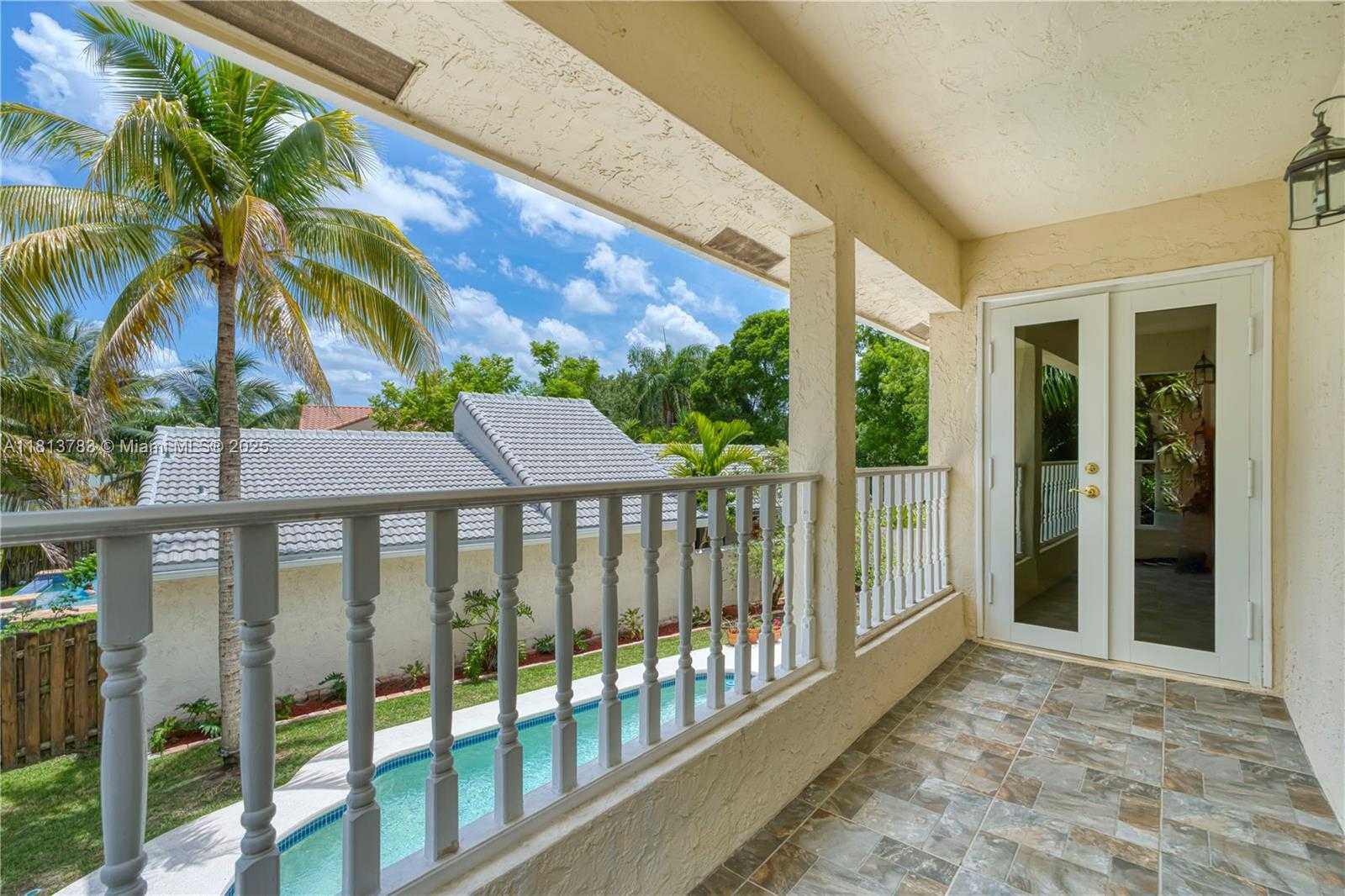 Small Image of 2845 GARDEN DR, Cooper City Number 37
