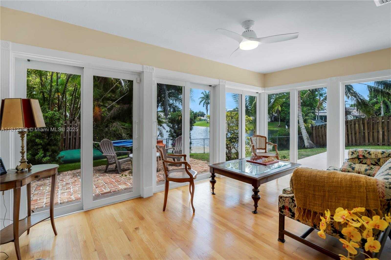Small Image of 2845 GARDEN DR, Cooper City Number 4