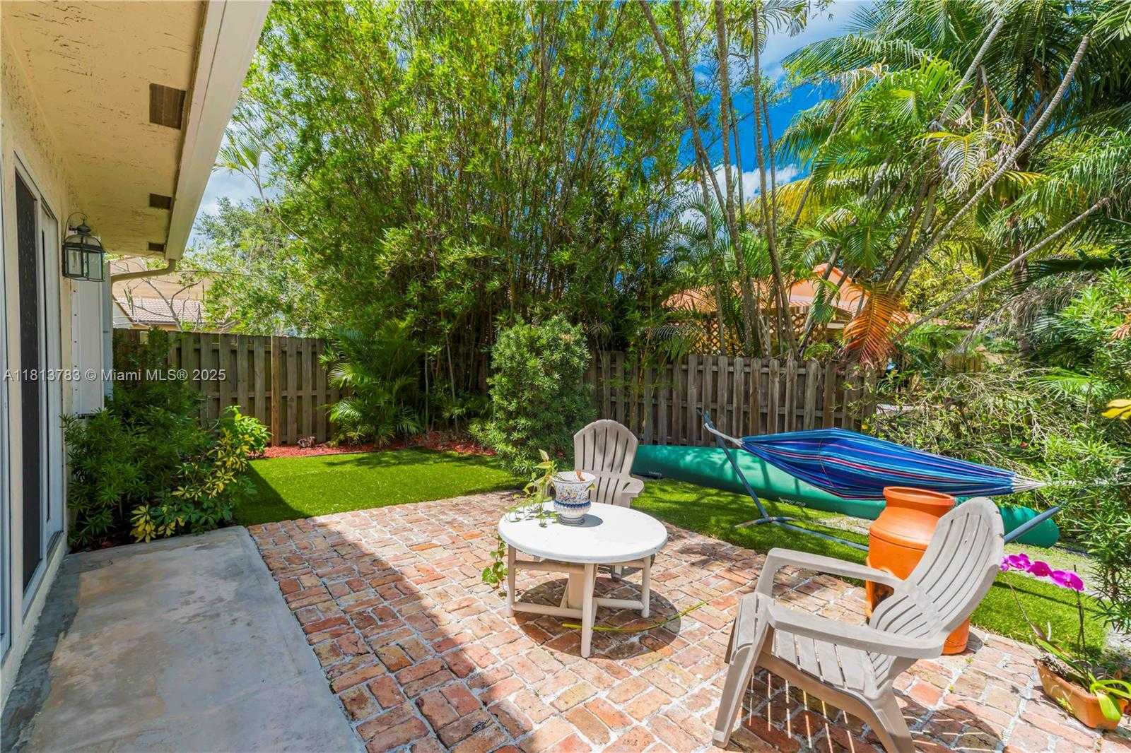Small Image of 2845 GARDEN DR, Cooper City Number 45