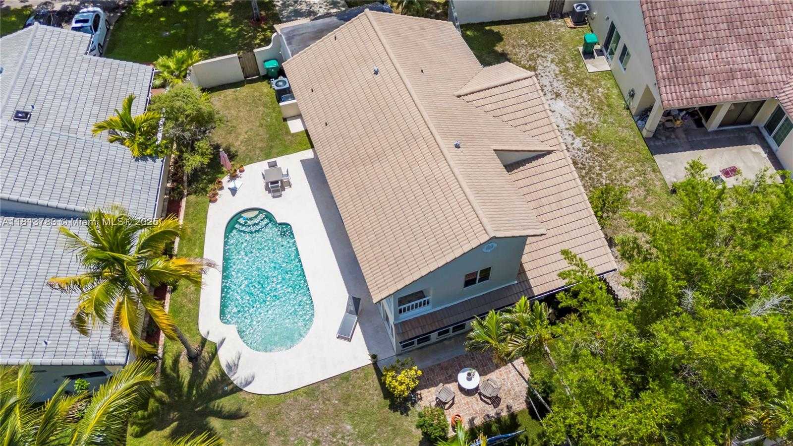 Small Image of 2845 GARDEN DR, Cooper City Number 51