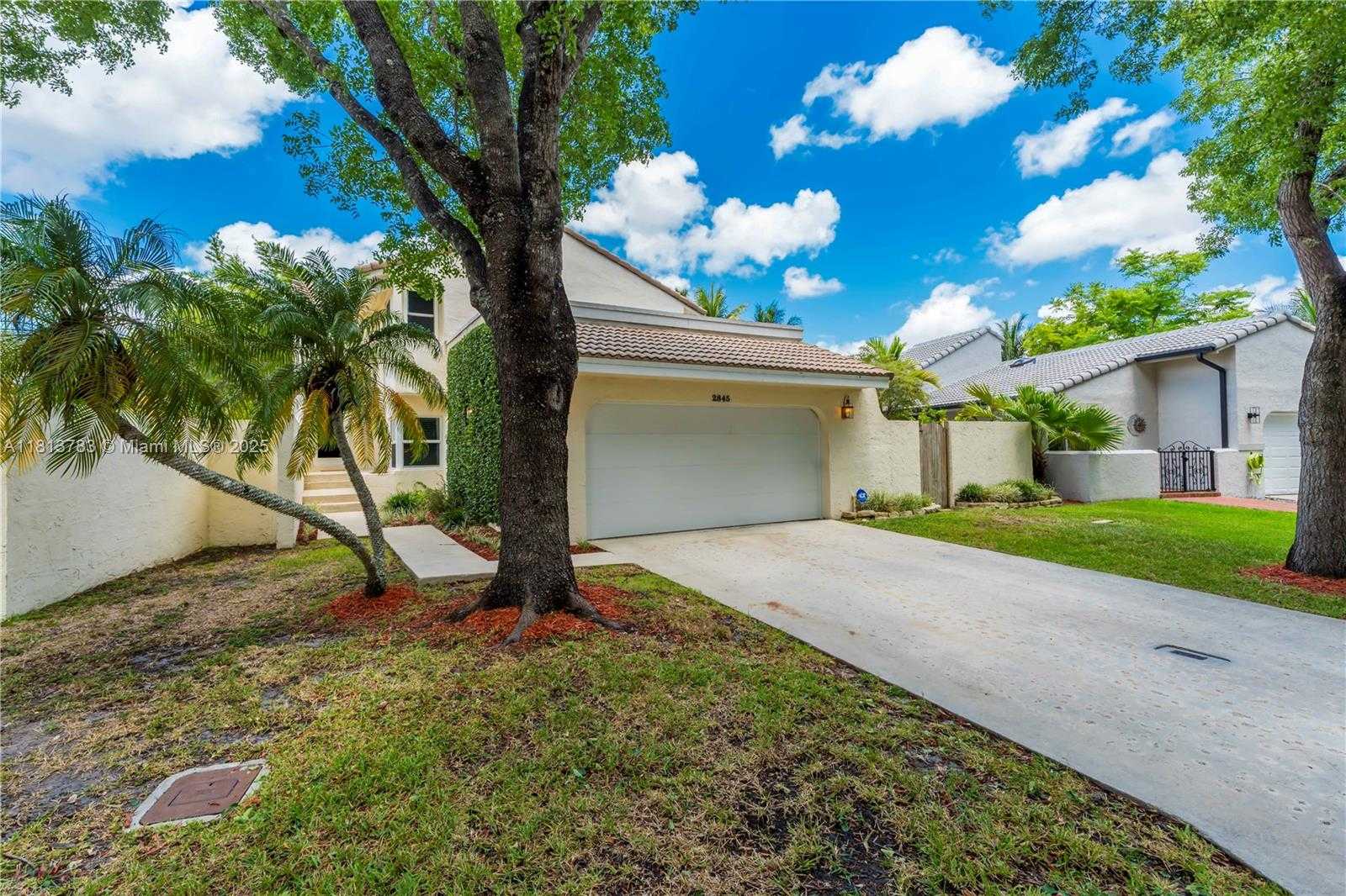 Small Image of 2845 GARDEN DR, Cooper City Number 54