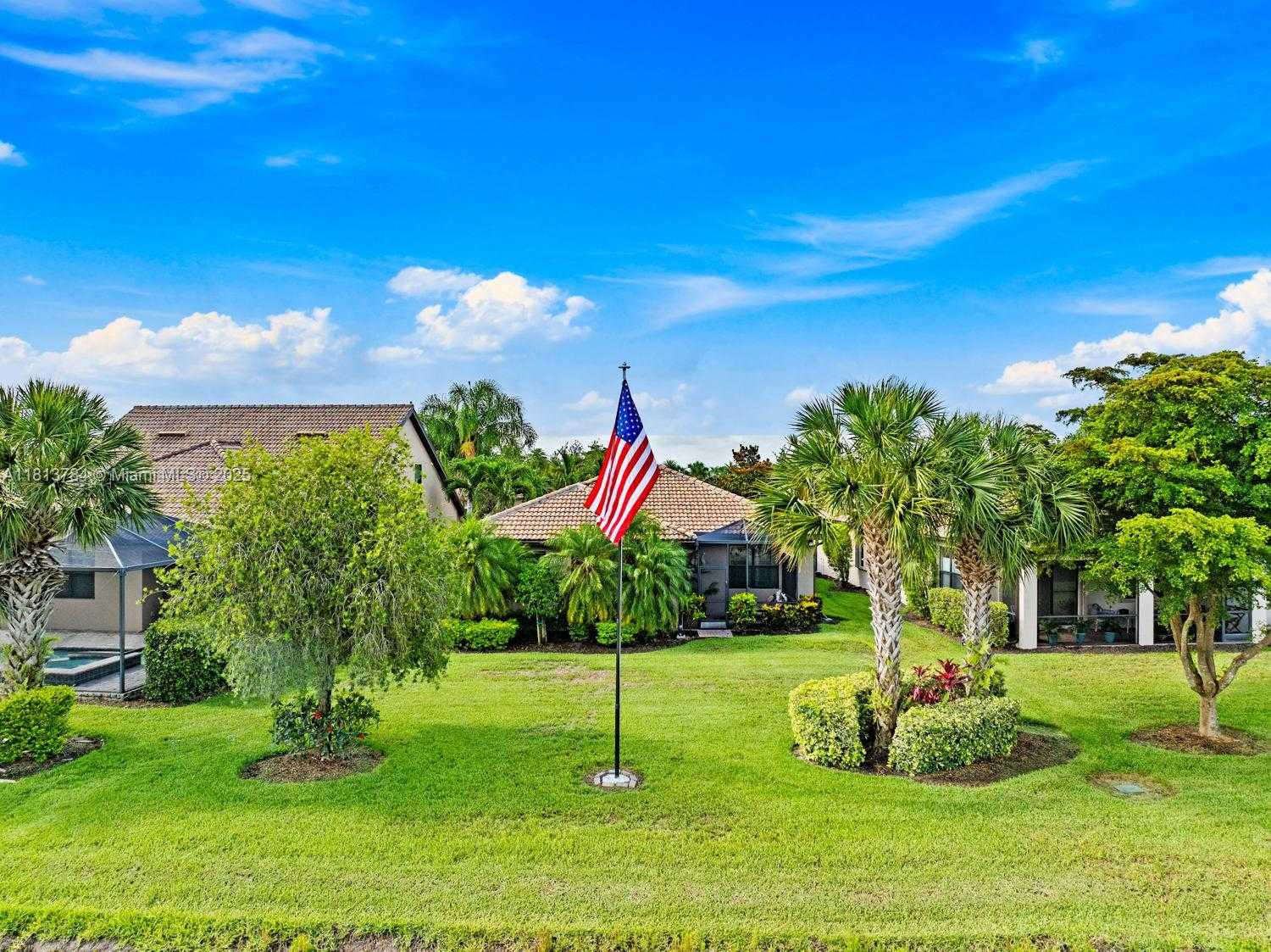Small Image of 6085 TRIUMPH LANE, Ave Maria Number 28
