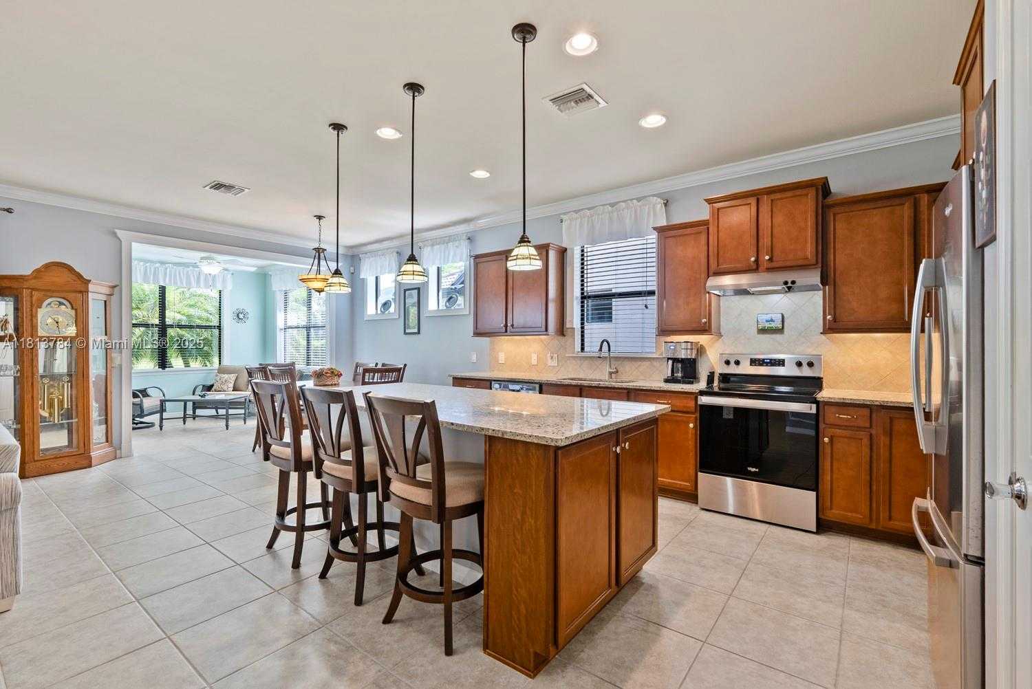 Small Image of 6085 TRIUMPH LANE, Ave Maria Number 8