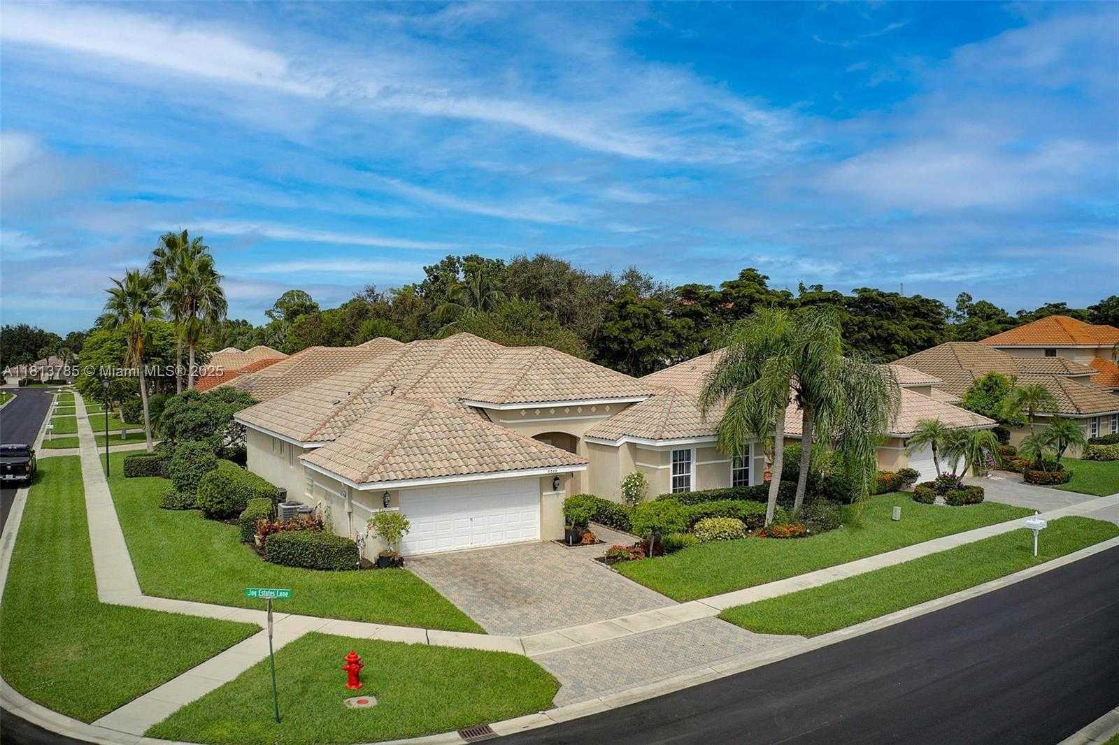 Small Image of 6569 JOG ESTATES LN, Boynton Beach Number 28