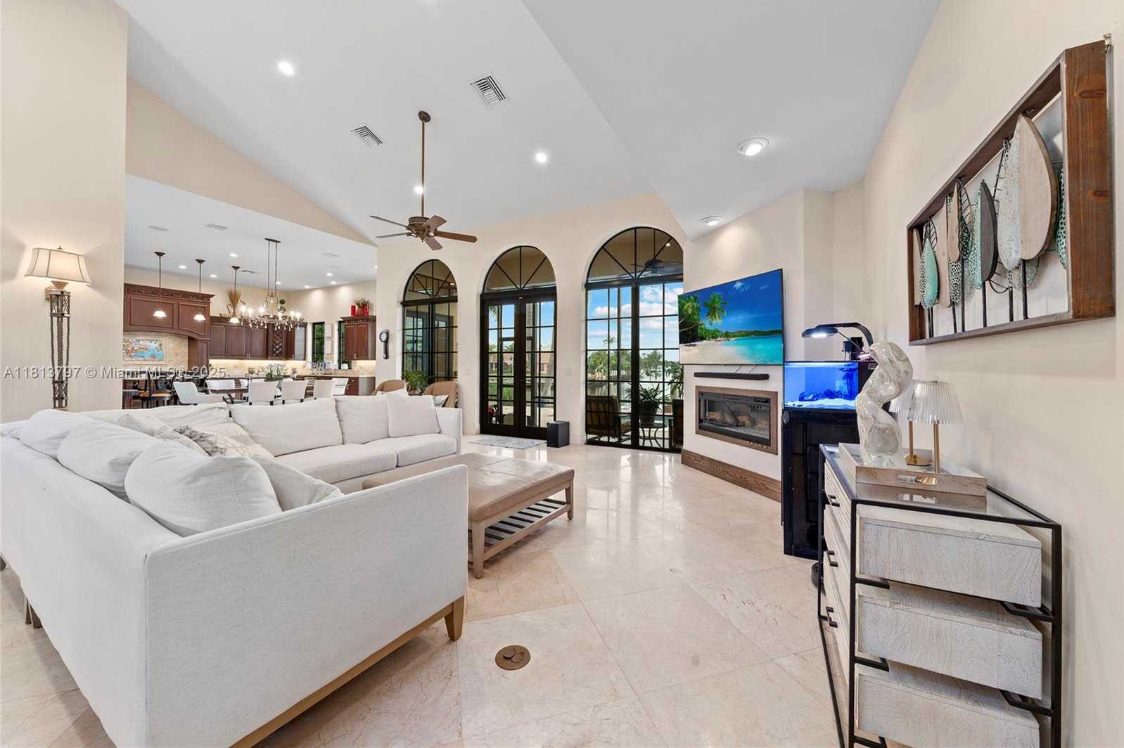 Small Image of 1437 SOUTH EAST 13TH ST, Deerfield Beach Number 13