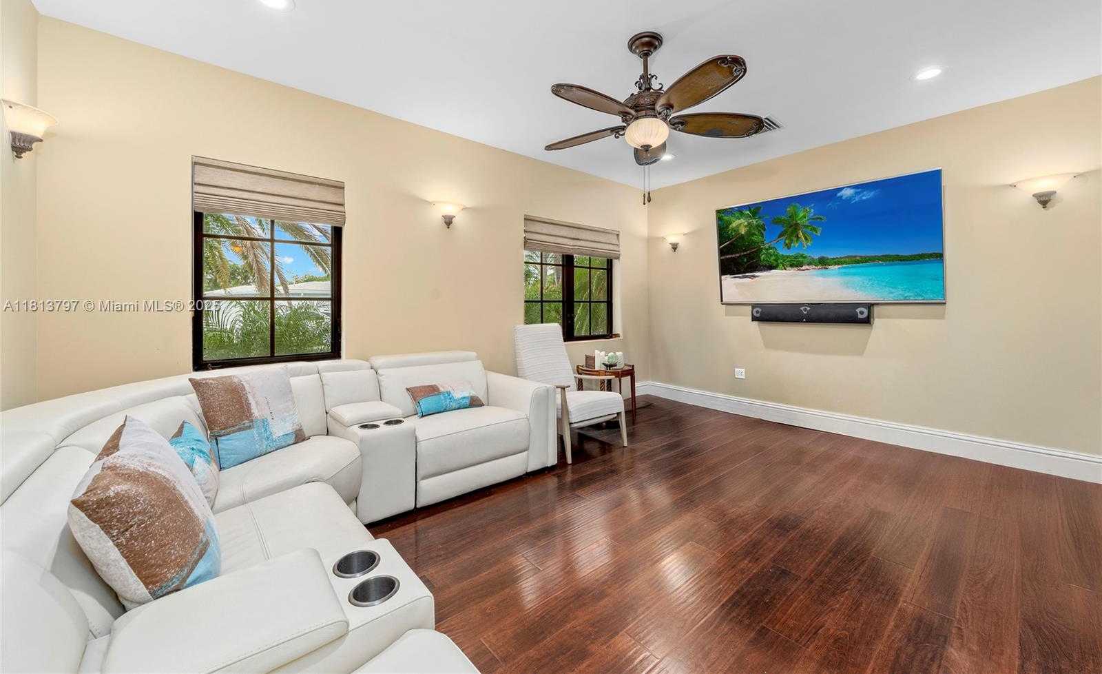 Small Image of 1437 SOUTH EAST 13TH ST, Deerfield Beach Number 19