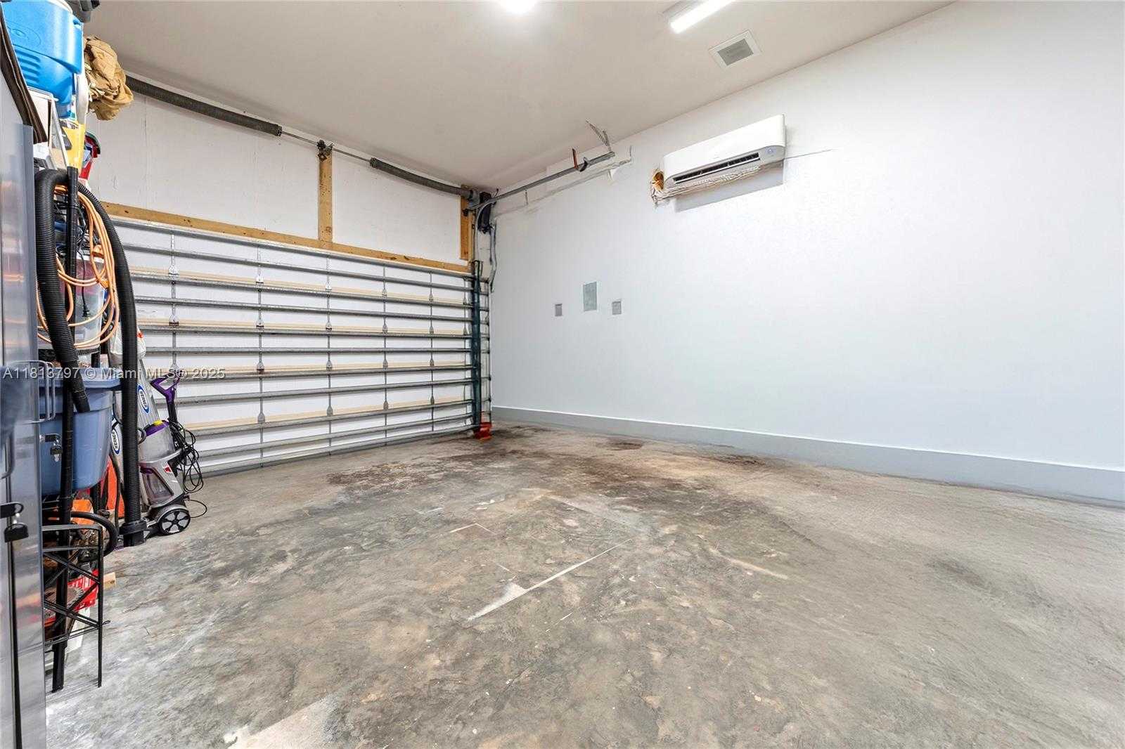 Small Image of 1437 SOUTH EAST 13TH ST, Deerfield Beach Number 26