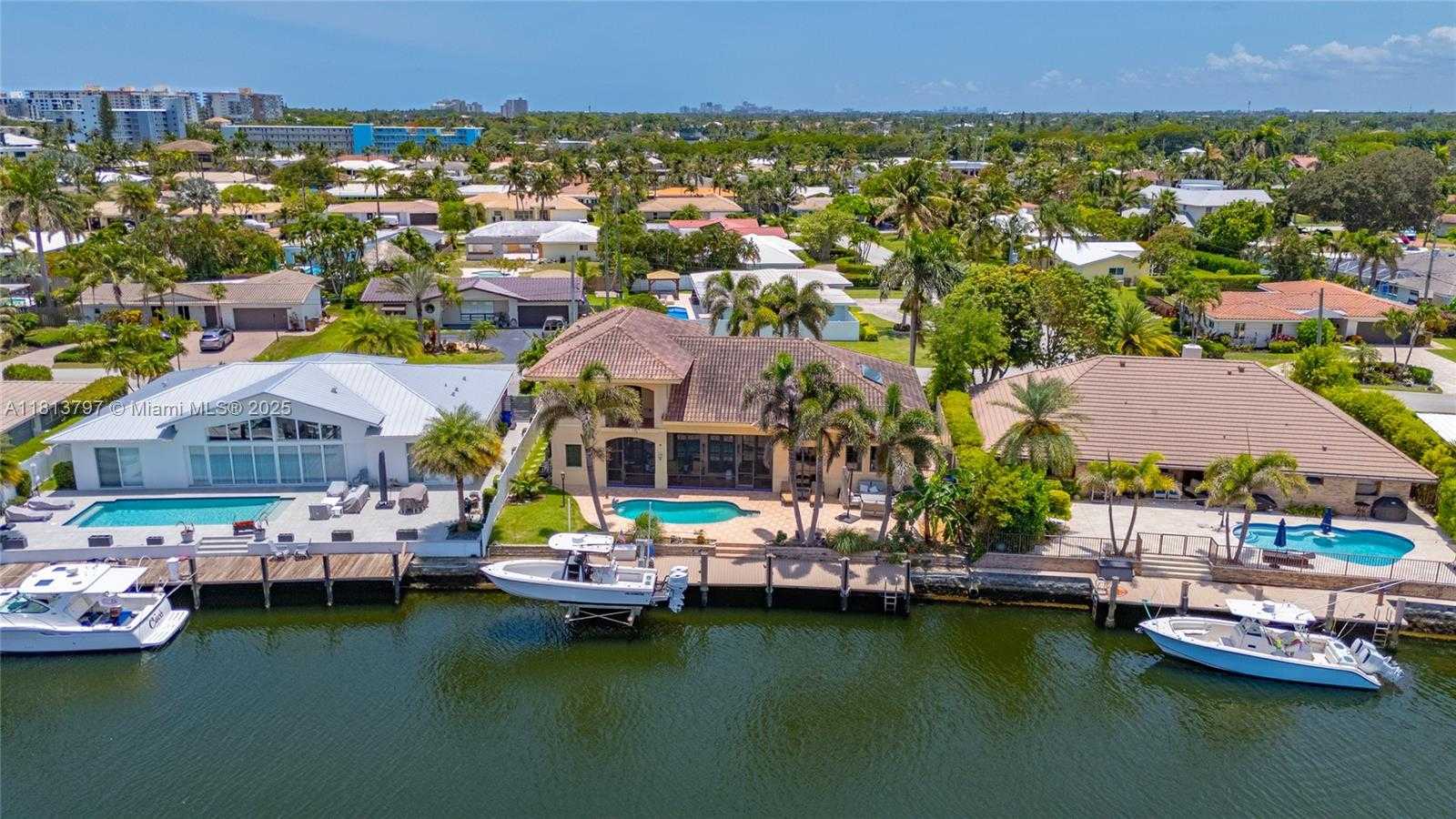 Small Image of 1437 SOUTH EAST 13TH ST, Deerfield Beach Number 34