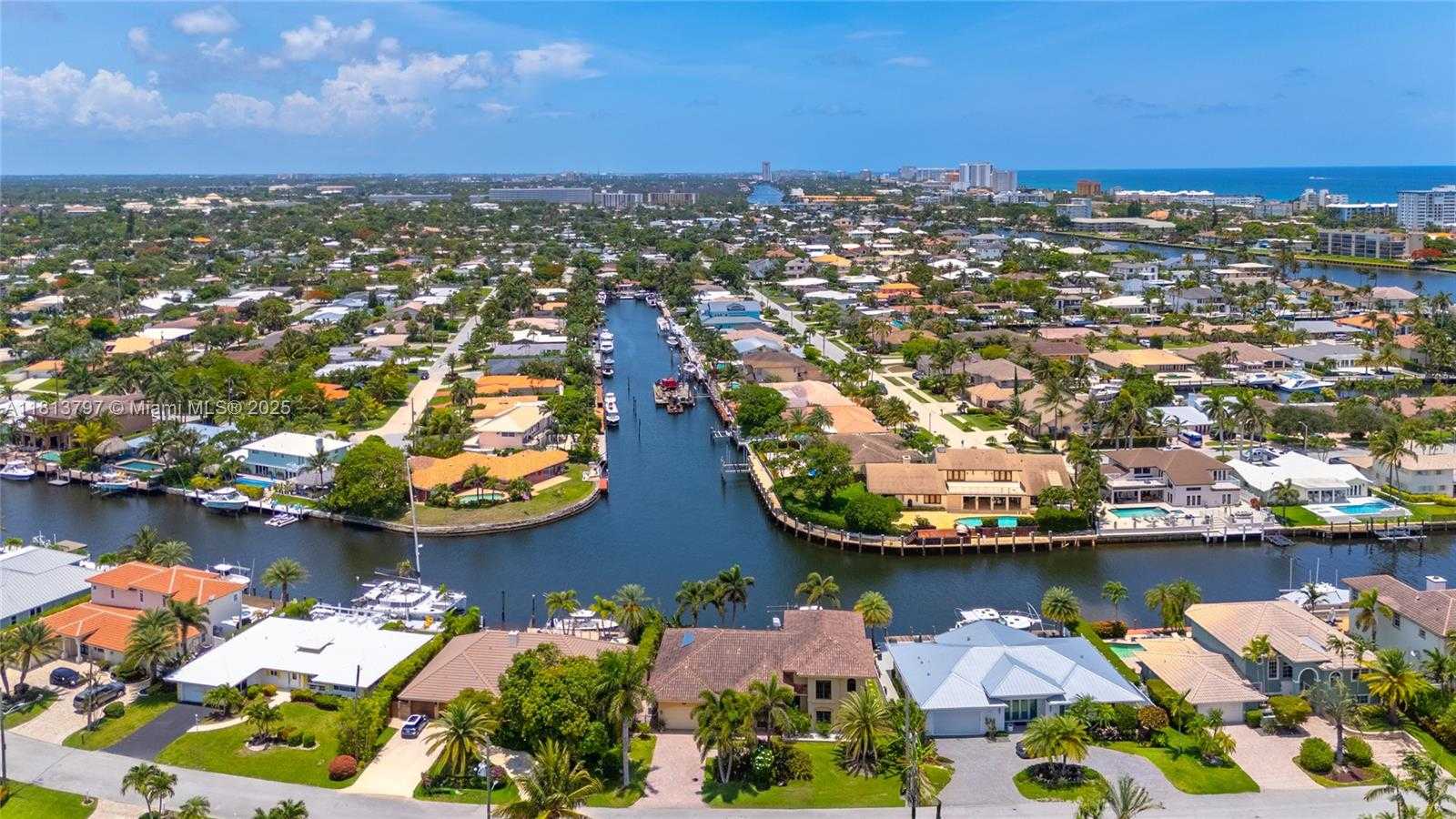 Small Image of 1437 SOUTH EAST 13TH ST, Deerfield Beach Number 40