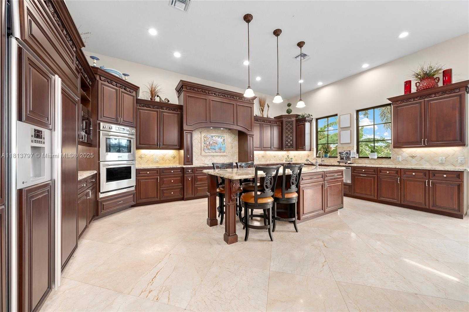 Small Image of 1437 SOUTH EAST 13TH ST, Deerfield Beach Number 6