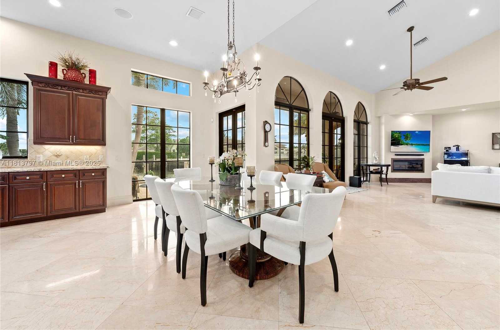 Small Image of 1437 SOUTH EAST 13TH ST, Deerfield Beach Number 9