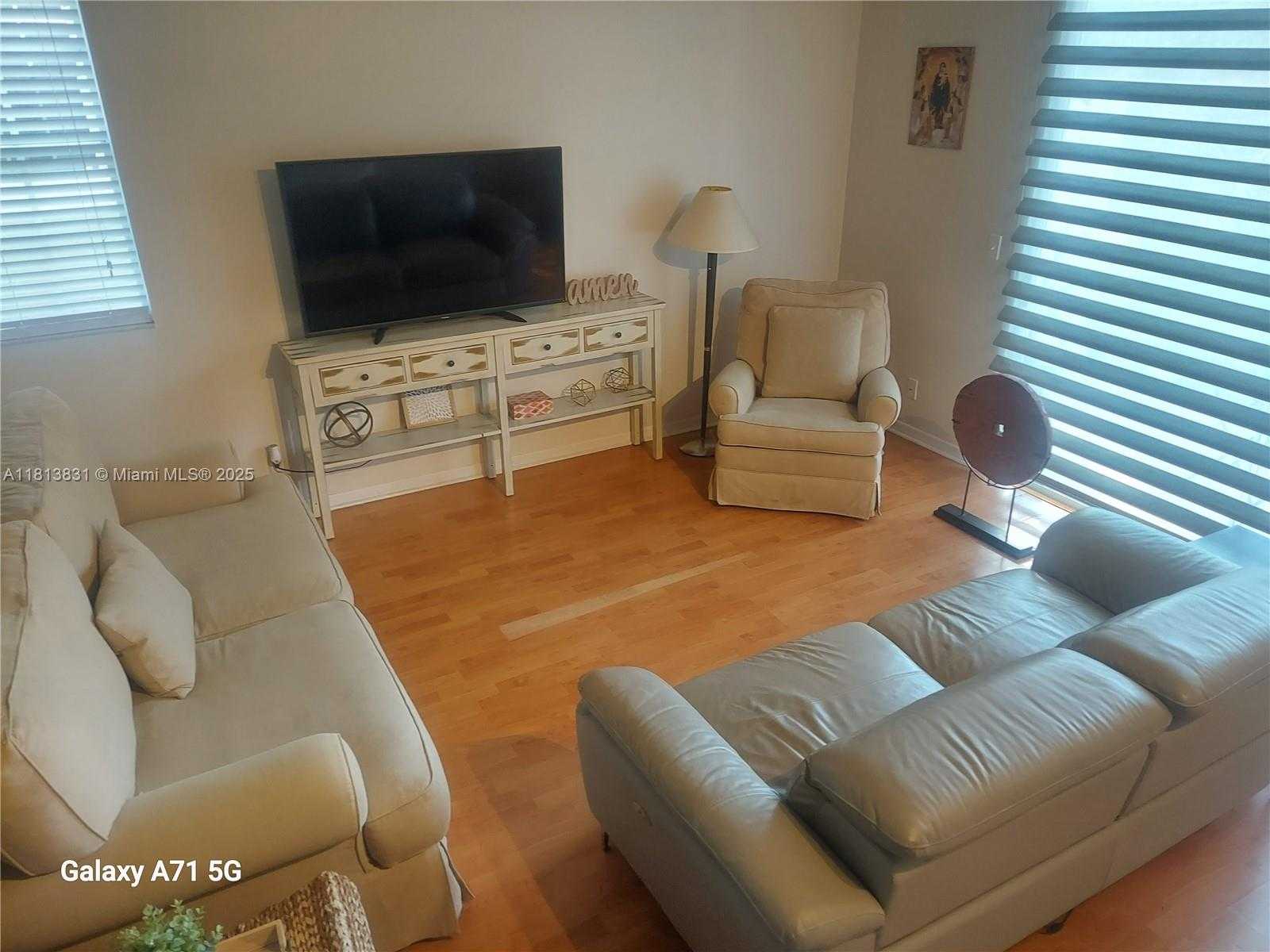 Small Image of 1201 SORRENTO DR, Weston Number 16