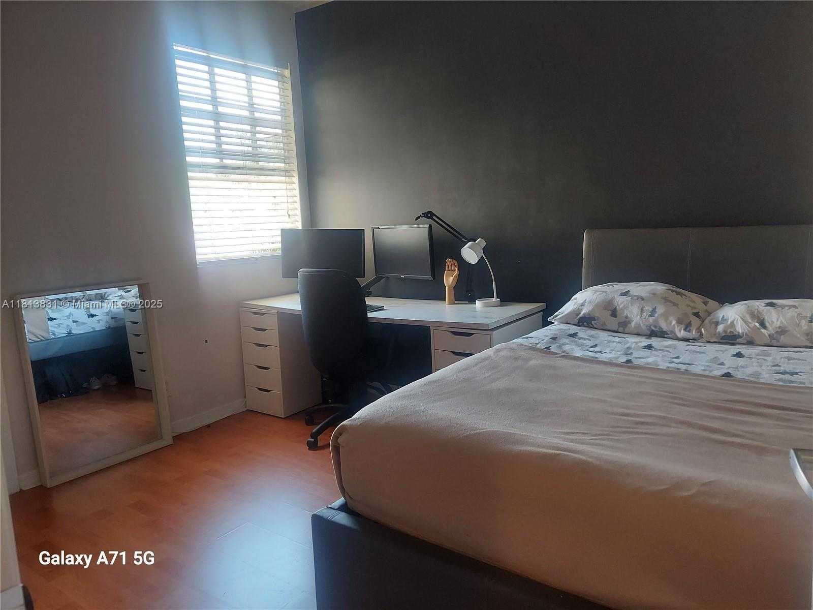 Small Image of 1201 SORRENTO DR, Weston Number 20