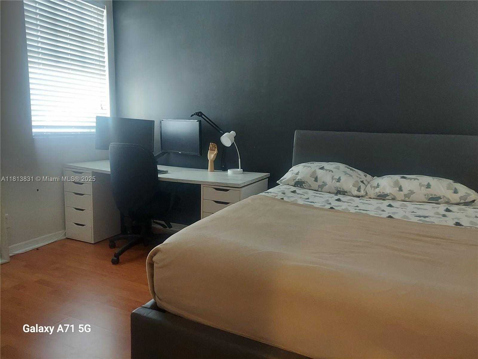 Small Image of 1201 SORRENTO DR, Weston Number 21