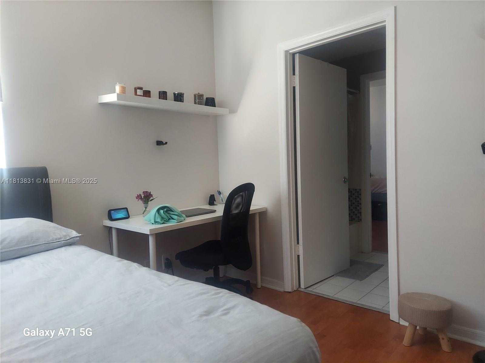 Small Image of 1201 SORRENTO DR, Weston Number 23