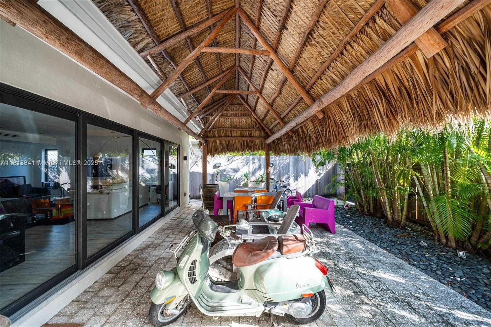 Small Image of 833 86th St, Miami Beach, FL 33141, USA Number 25