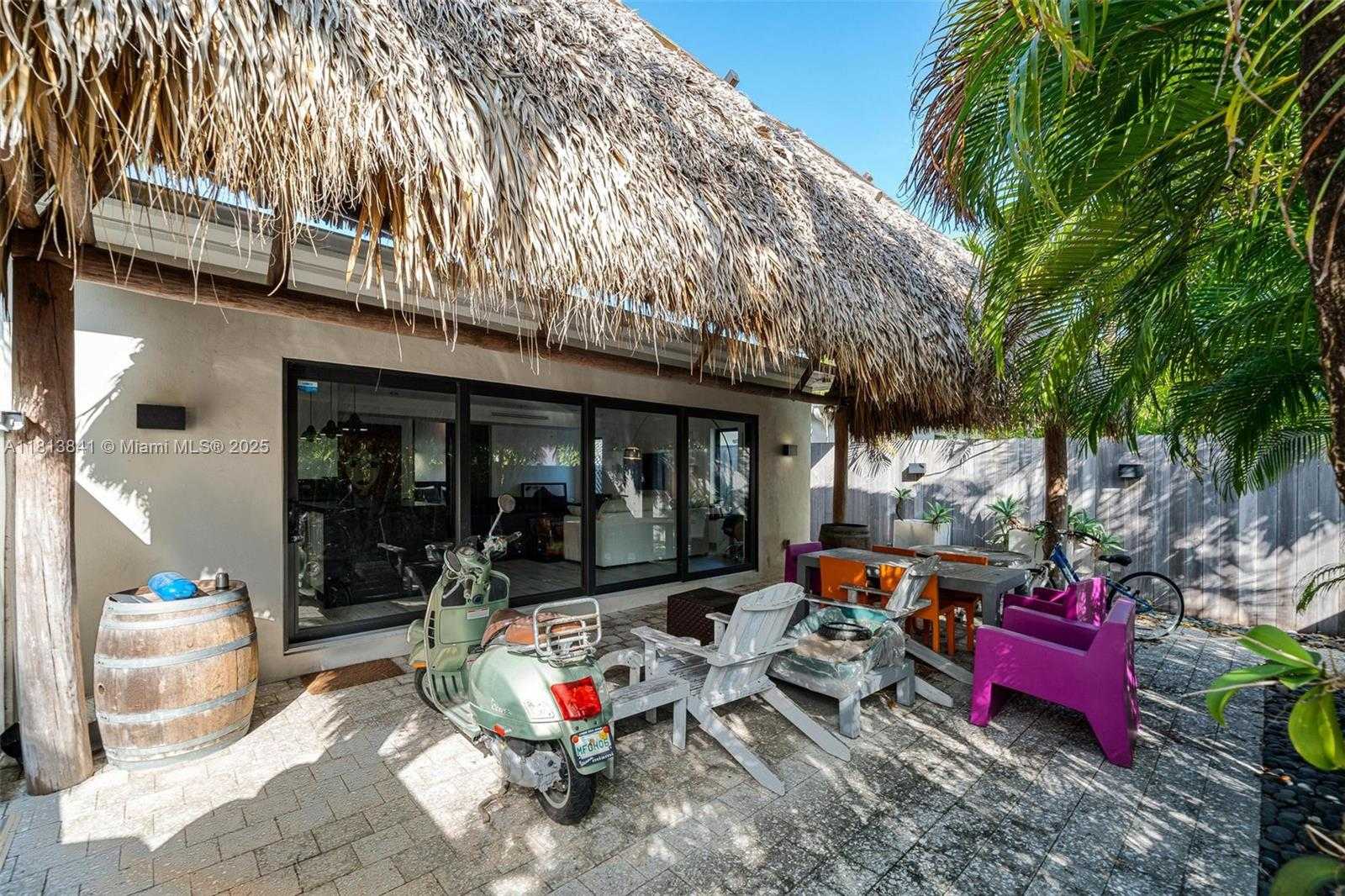 Small Image of 833 86th St, Miami Beach, FL 33141, USA Number 26