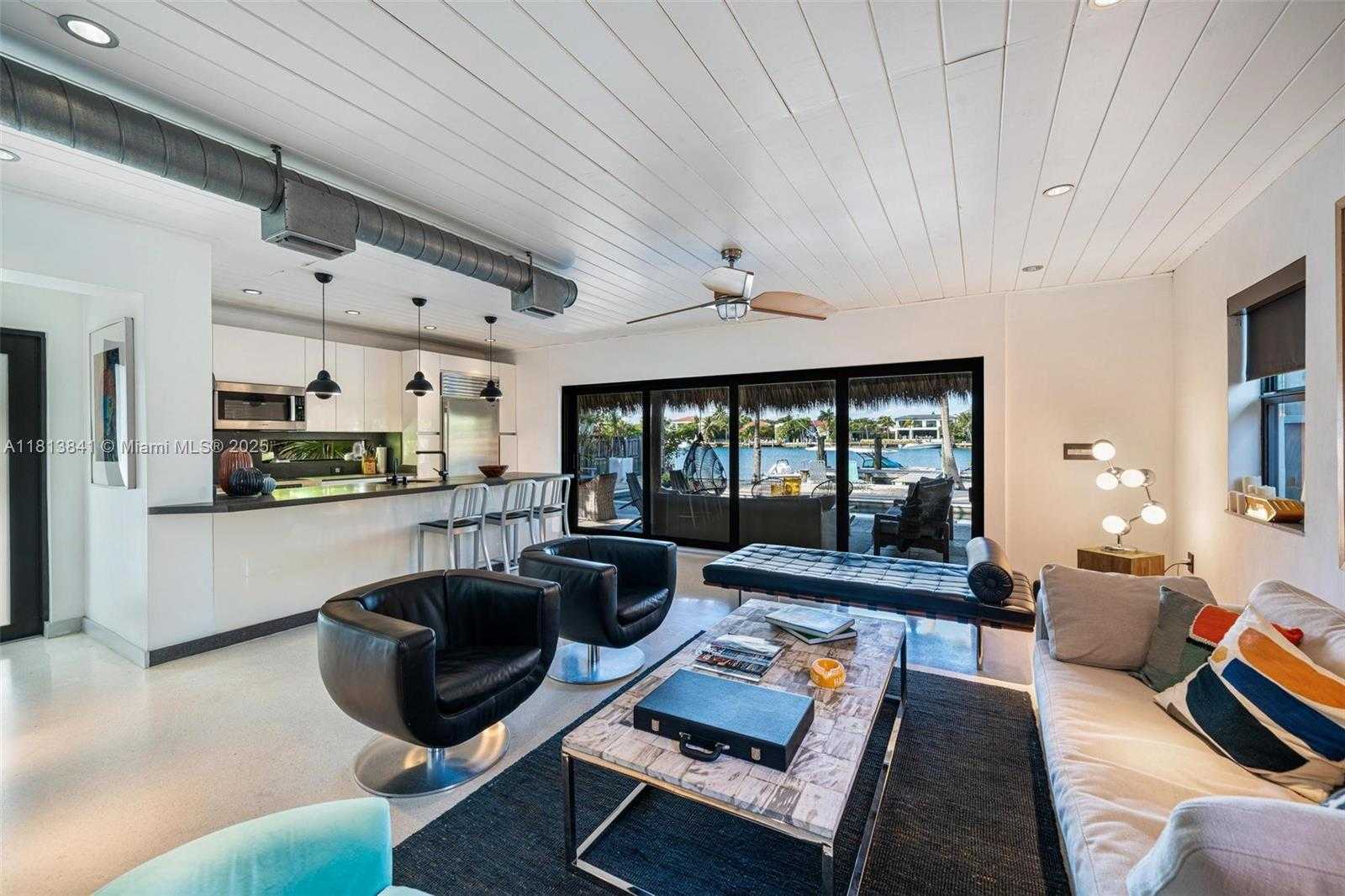 Small Image of 833 86th St, Miami Beach, FL 33141, USA Number 3