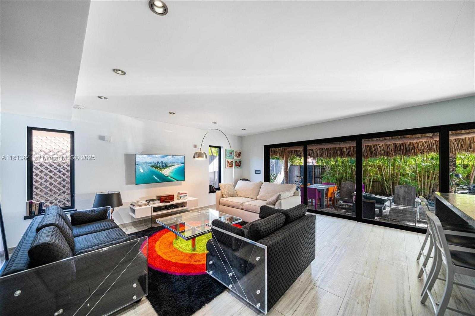 Small Image of 833 86th St, Miami Beach, FL 33141, USA Number 31