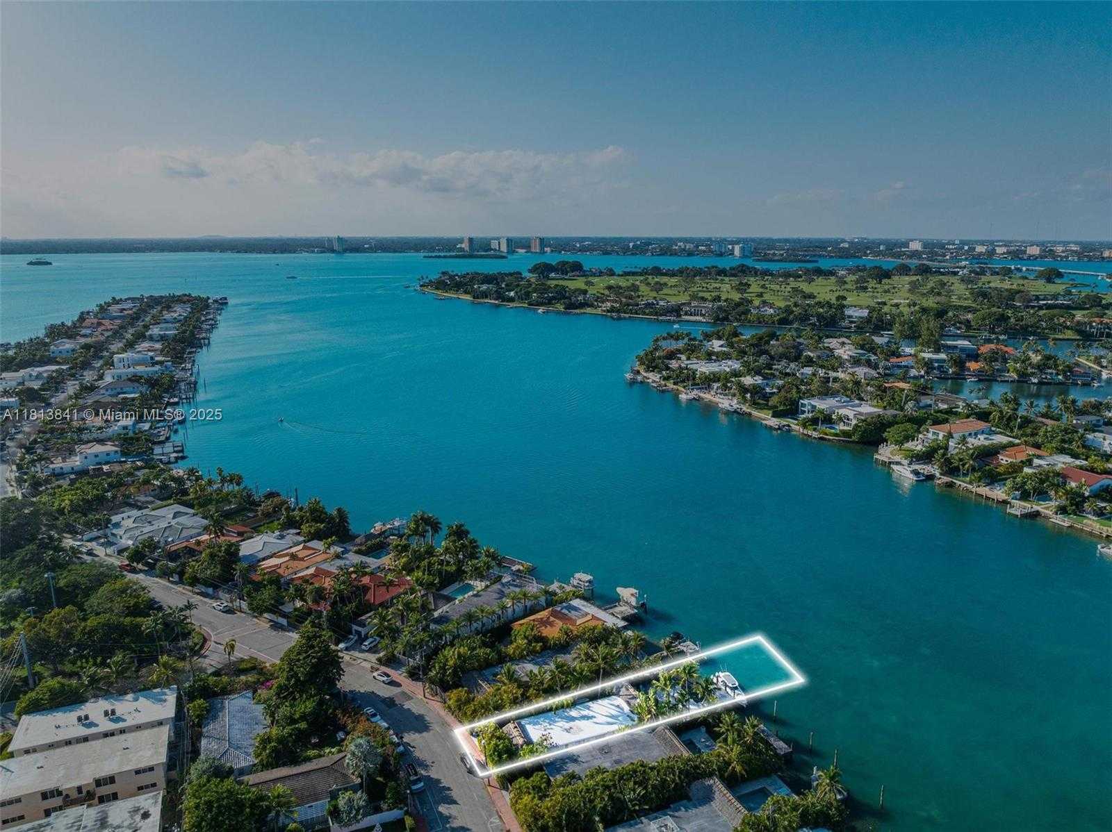 Small Image of 833 86th St, Miami Beach, FL 33141, USA Number 44
